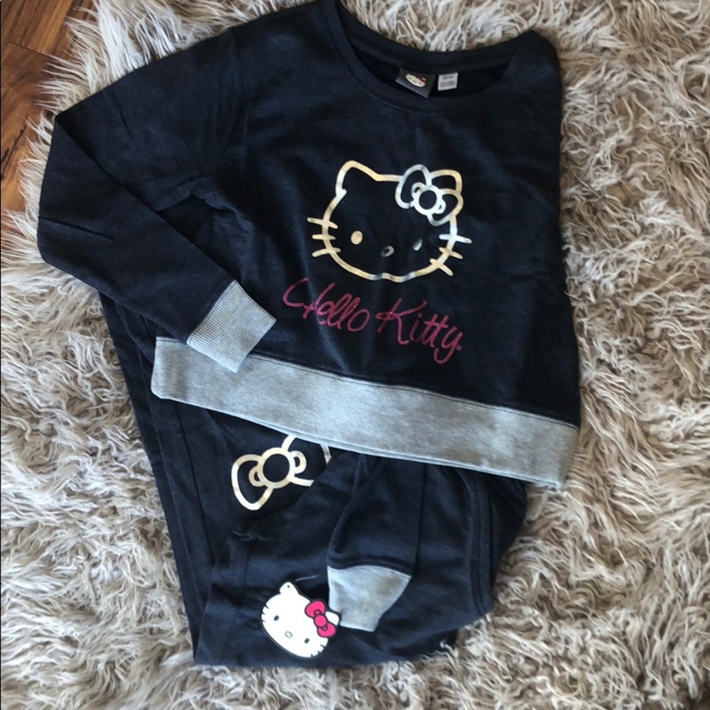 Hello kitty sweat suit or pajamas